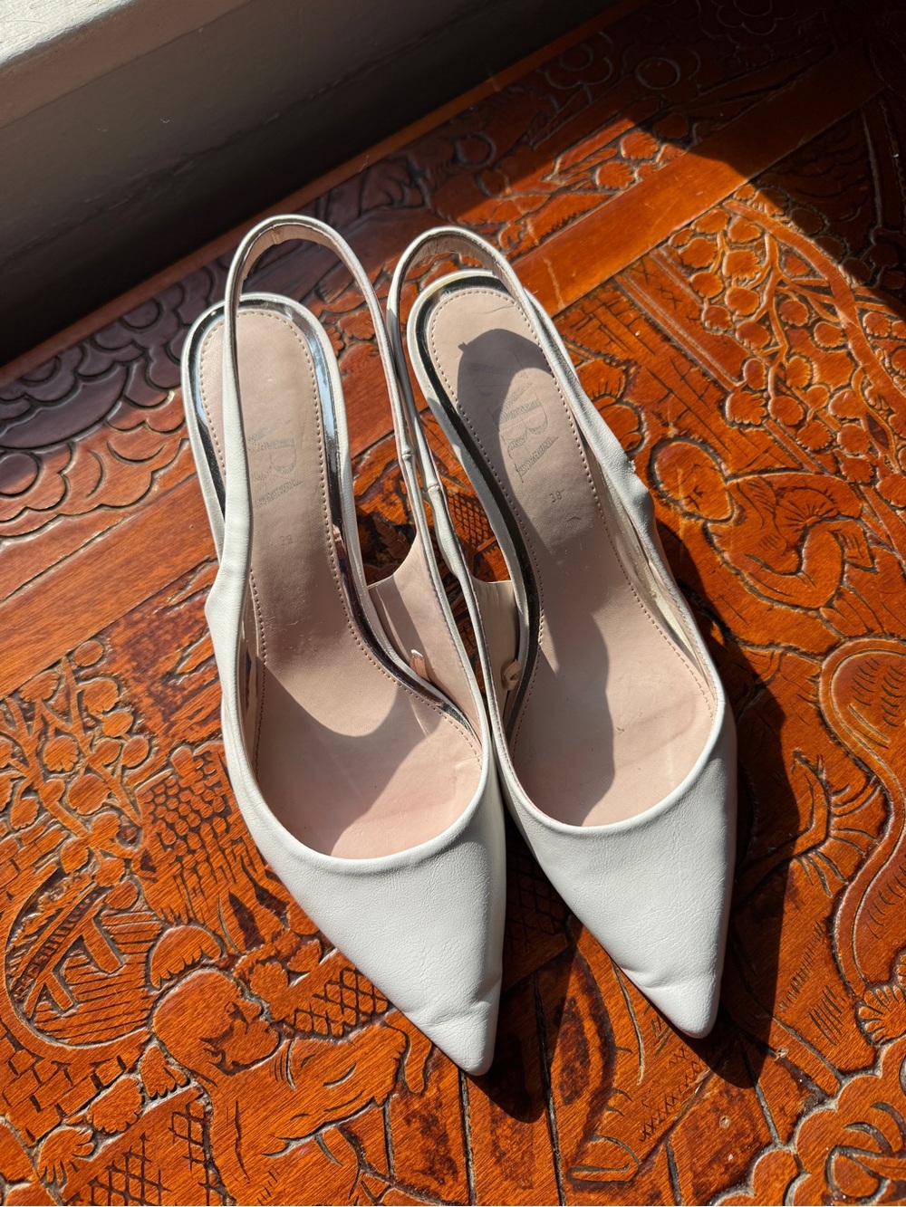 Zara white slingback kitten heels
